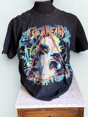 Def Leppard x Journey Tour Tee 🖤 Vintage Style Graphic Band Tee
